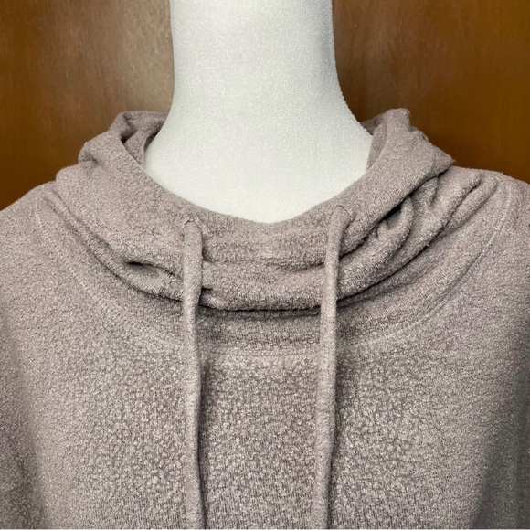 Fila Women’s Taupe Adjustable Cowl Neck Hooded Sweatshirt Hoodie Medium - Picture 7 of 11
